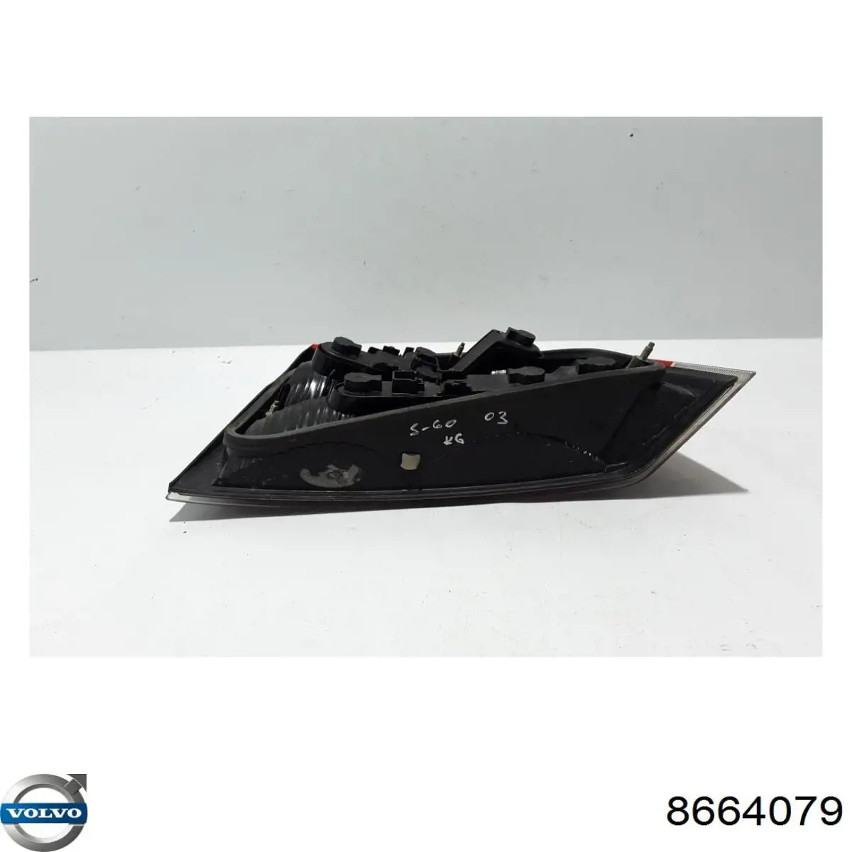 Do koszyka 8664079 Volvo Lampa zespolona tylna lewa
