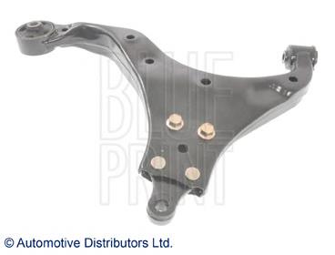 Wahacz zawieszenia przedniego dolny prawy 545011F010 Hyundai/Kia