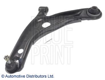 Wahacz zawieszenia przedniego dolny lewy 4806959095 Toyota