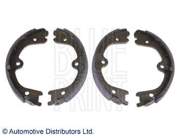 Klocki hamulca ręcznego Nissan Navara NP300 IV ulec poprawie (D23, D23T) (2014 - 2021) cena, od 41,44 USD
