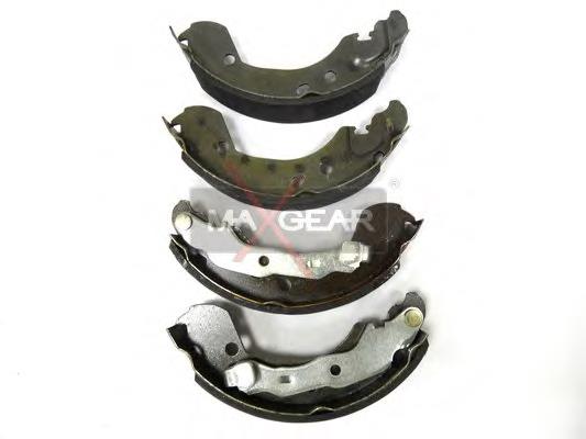 Klocki hamulcowe tylne bębnowe 7701208357 Renault (RVI)