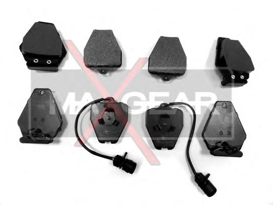 Klocki hamulcowe przednie tarczowe 4D0698151AD VAG