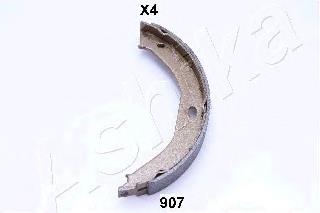 Klocki hamulca ręcznego Chrysler 5011988AA cena, od 35,27 USD