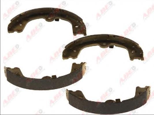 44060WL00J Nissan/Infiniti Klocki hamulca ręcznego