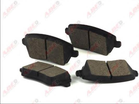 Klocki hamulcowe przednie tarczowe Suzuki 5581062J00 cena, od 27,89 USD