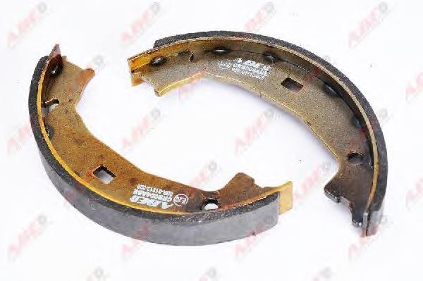 Klocki hamulca ręcznego ABE CRB004ABE