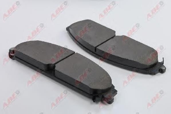 Do koszyka 5142558AB Chrysler Klocki hamulcowe przednie tarczowe