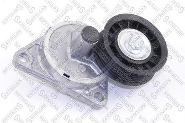 Do koszyka YF0915980 Mazda Napinacz paska napędowego