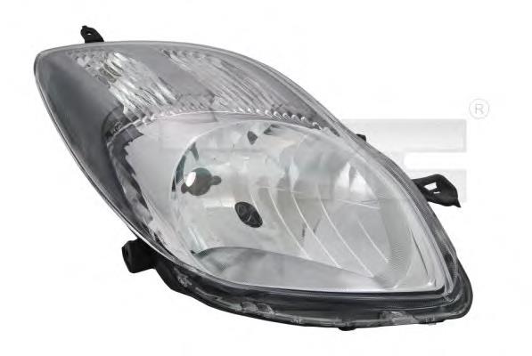 Reflektor prawy Toyota 811300D350 cena, od 141,88 USD