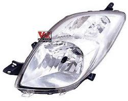 Reflektor prawy Toyota 89900736 cena, od 127,69 USD