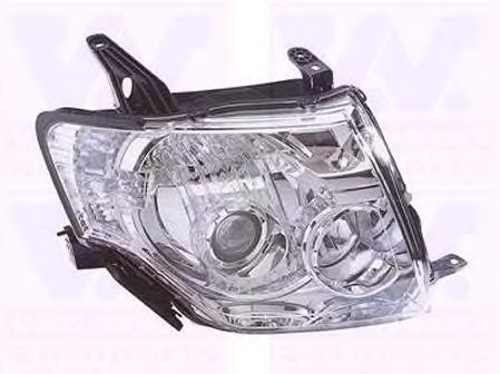 Reflektor prawy Mitsubishi Pajero IV LONG SUV (V90) (2006 - 2013) cena, od 138,03 USD