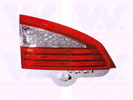 Lampa zespolona tylna lewa wewnętrzna Ford 7S7113A603NF cena, od 57,89 USD