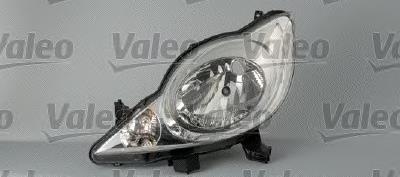 811100H030 Peugeot/Citroen Reflektor prawy
