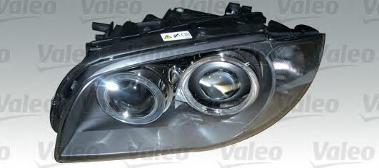 044284 VALEO Reflektor prawy