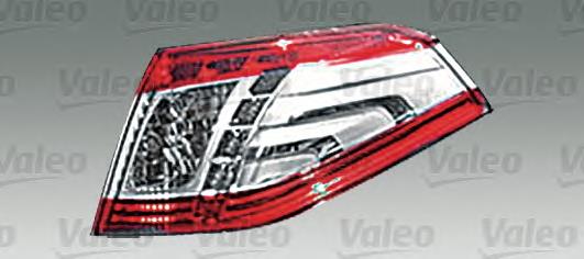 6351LY Peugeot/Citroen Lampa zespolona tylna prawa zewnętrzna