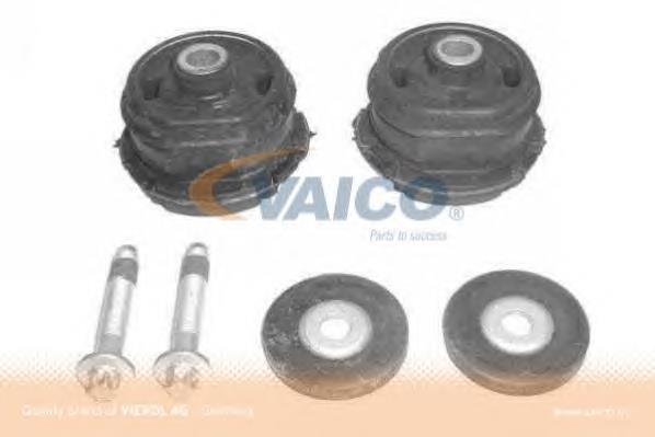 Silentblock tylnej belki Mercedes 2103505808