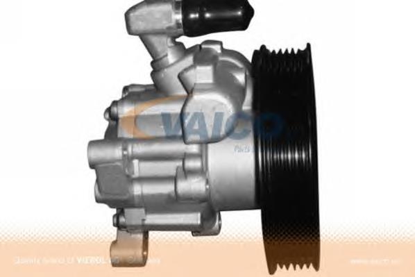 Pompa wspomagania hydraulicznego kierownicy 24662401 Mercedes