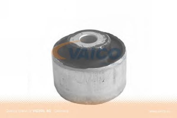 Silentblock przedniego wahacza górnego VAG 8D0407515B