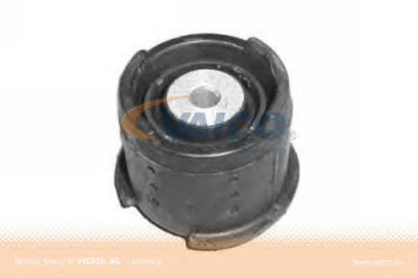 Do koszyka 33316770783 BMW Silentblock tylnej belki
