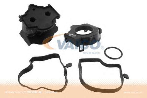 Separator oleju układu wentylacji kadłuda (bloku silnika) BMW 11127799367 cena, od 15,73 USD