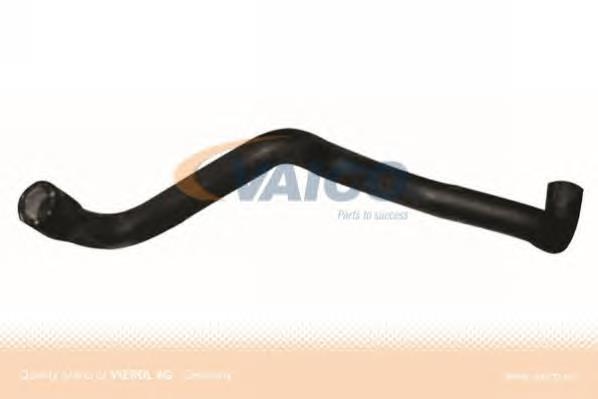 Do koszyka 11531247398 BMW Przewód (króciec) układu chłodzenia