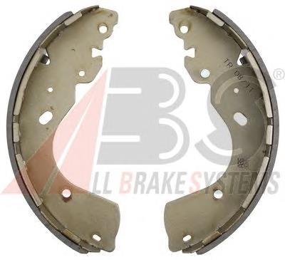 Do koszyka AB312200BA Ford Klocki hamulcowe tylne bębnowe