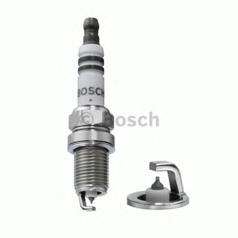 Świeca zapłonowa 0242235749 BOSCH
