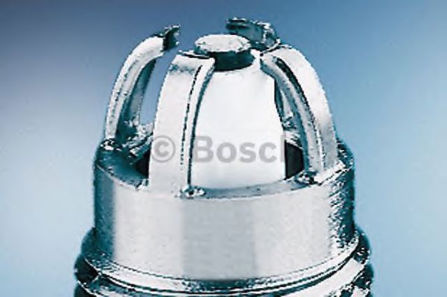 Świeca zapłonowa 0242240590 BOSCH