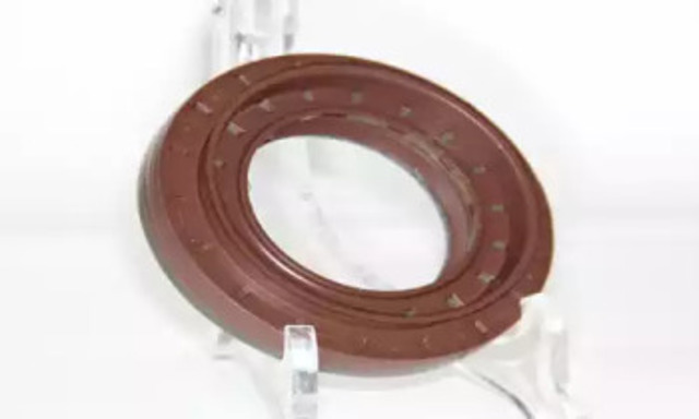 Uszczelniacz końcówki reduktora mostu tylnego Mercedes Sprinter 906