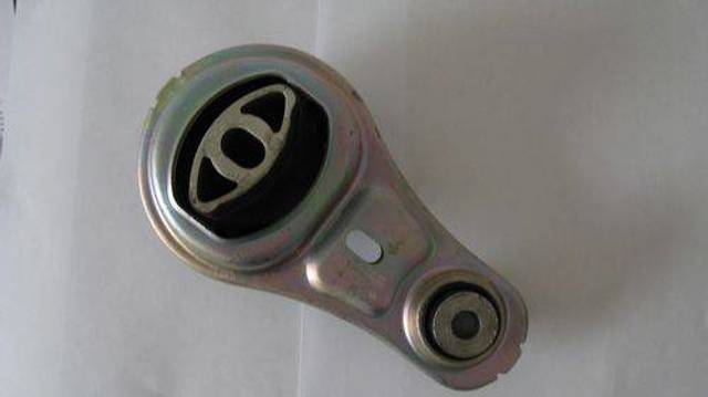 Poduszka (podpora) silnika tylna 532D34 HUTCHINSON