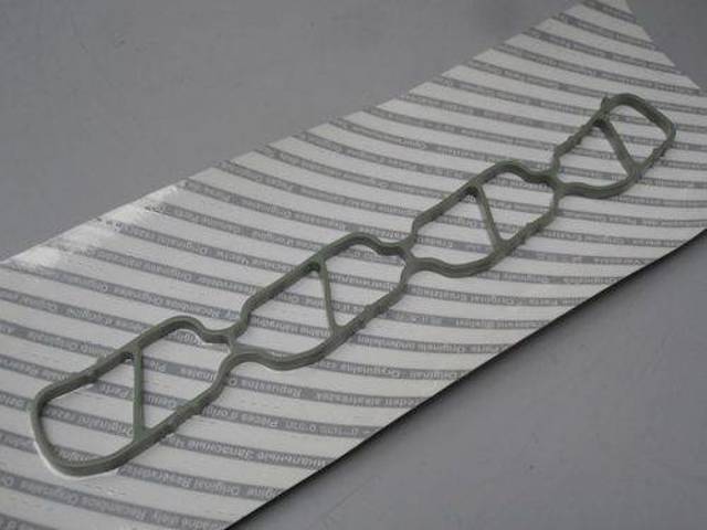 Uszczelka kolektora ssącego 713620900 VICTOR REINZ