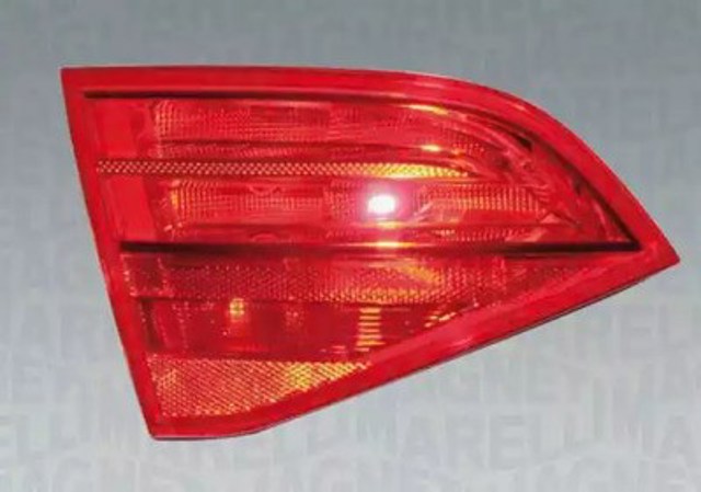 Lampa zespolona tylna prawa wewnętrzna 714021960801 Magneti Marelli