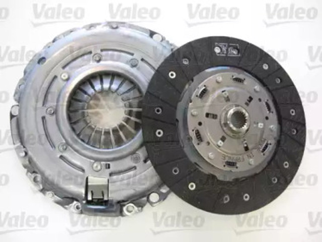 Zestaw sprzęgła (3 części) 826868 VALEO