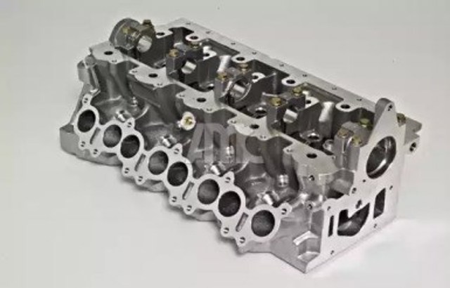 Głowica cylindra Renault Safrane