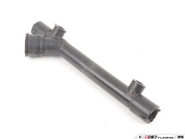 Króciec wentylacji kadłuba (separatora oleju) Mercedes Bus 207-310 601