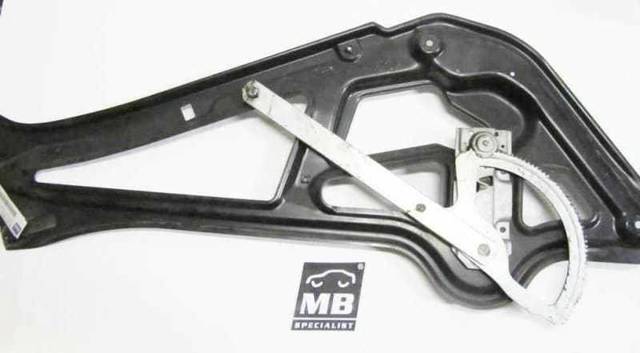Mechanizm podnoszenia szyby drzwi przednich prawych A9017201546 MERCEDES