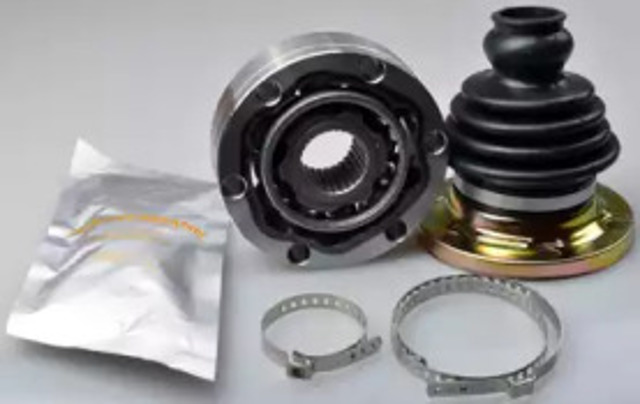 Przegub homokinetyczny przedni wewnętrzny C120006 DENCKERMANN