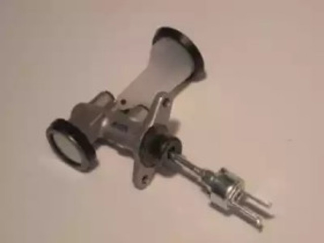 Cylinder sprzęgła główny CMT073 AISIN