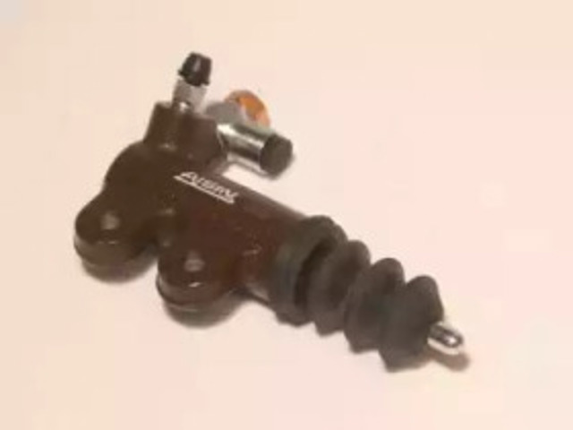 Cylinder roboczy sprzęgła CRM025 AISIN