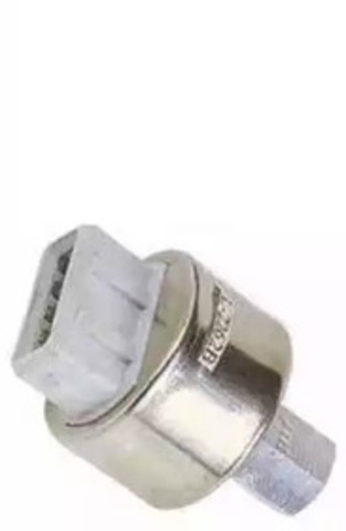 Czujnik ciśnienia bezwzględnego klimatyzacji KTT130004 THERMOTEC