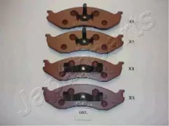 Klocki hamulcowe przednie tarczowe PA057AF JAPANPARTS