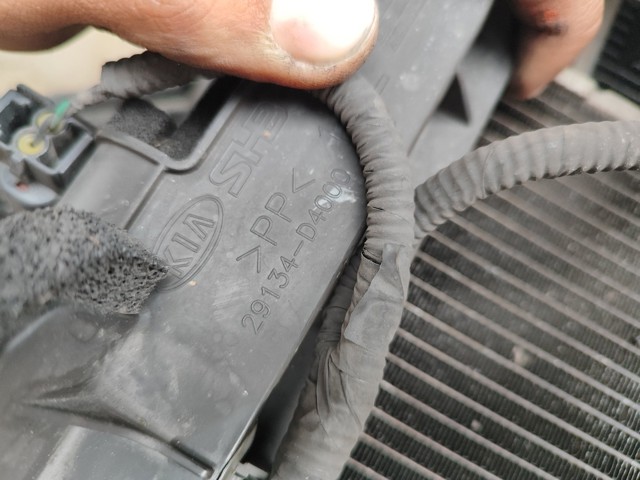 Osłona chłodnicy kompletna (panel mocowania reflektorów) KIA Optima 4 JF