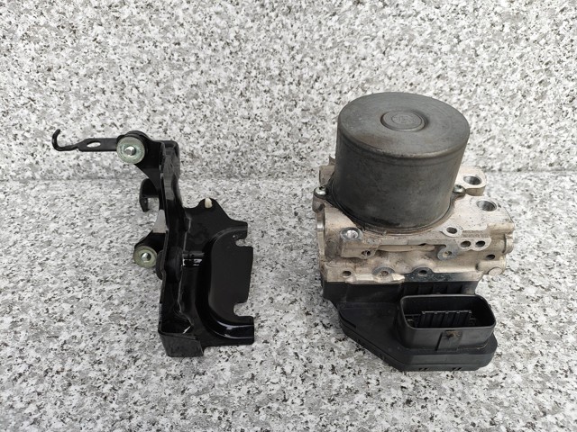 GHR1437A0 Mazda