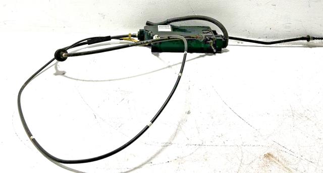 Silniczek elektryczny hamulca ręcznego 2214301249 MERCEDES