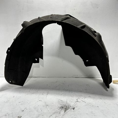 Nadkole błotnika tylnego prawe 2226908200 MERCEDES