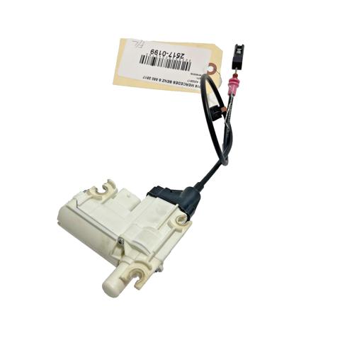 Zamek drzwi przednich lewych 2227601300 MERCEDES