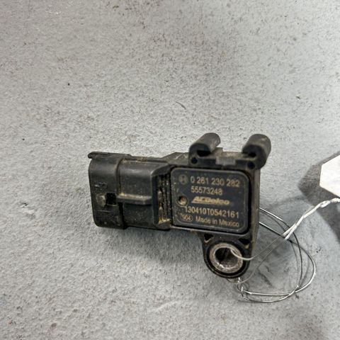 Czujnik ciśnienia w kolektorze ssącym, MAP 261230282 GM