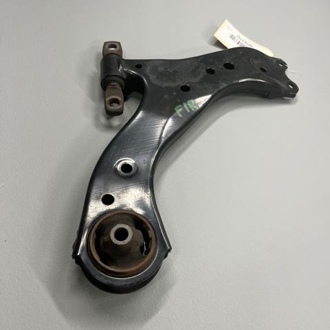 4806833090 Toyota