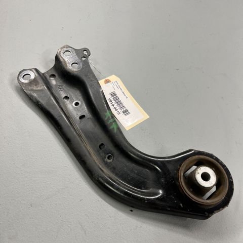 4876033160 Toyota
