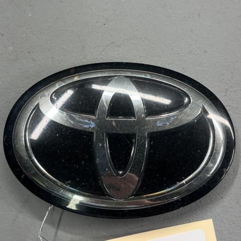 Emblemat na atrapę chłodnicy 5314133130 Toyota